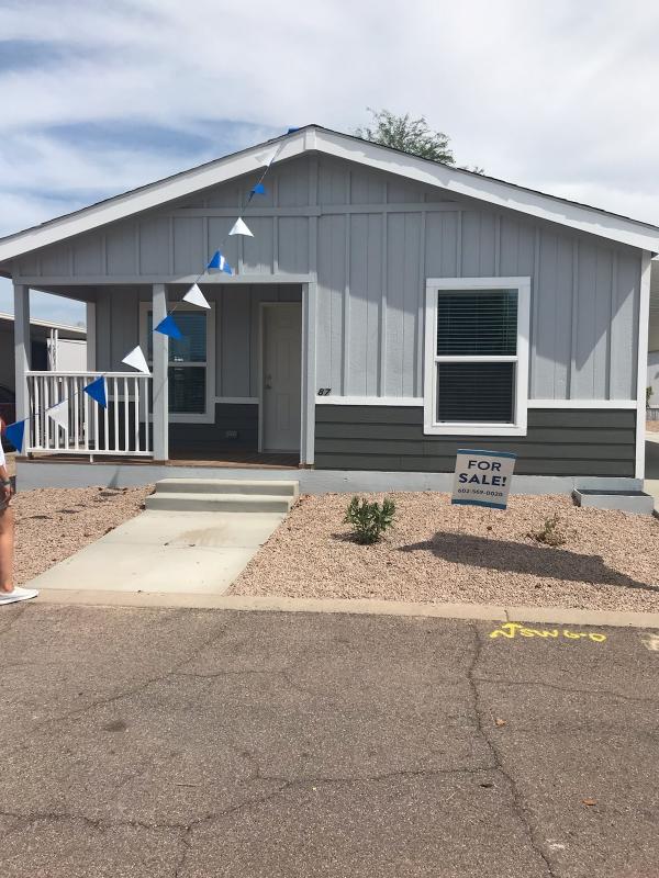 Cavco Manufactured Home for Sale in Phoenix, 85050 for $85,900