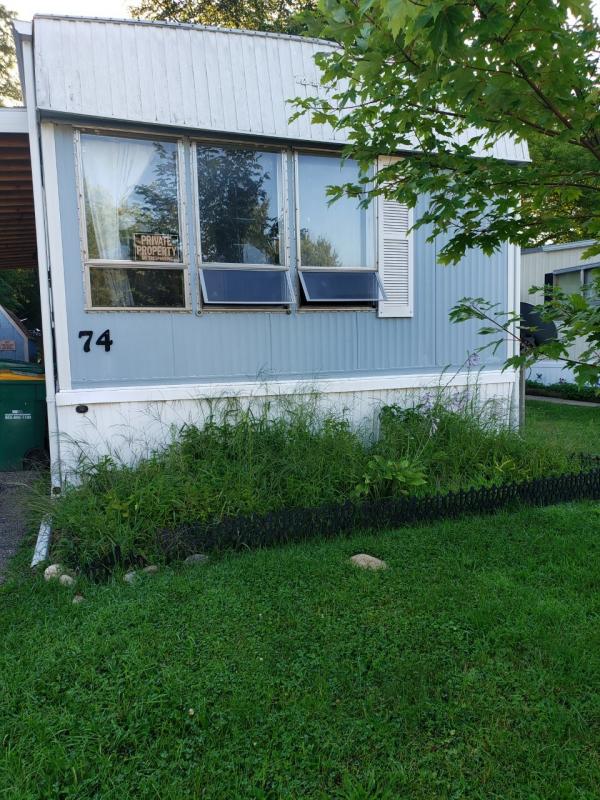Senior Retirement Living - 1973 Marshfield Mobile Home For