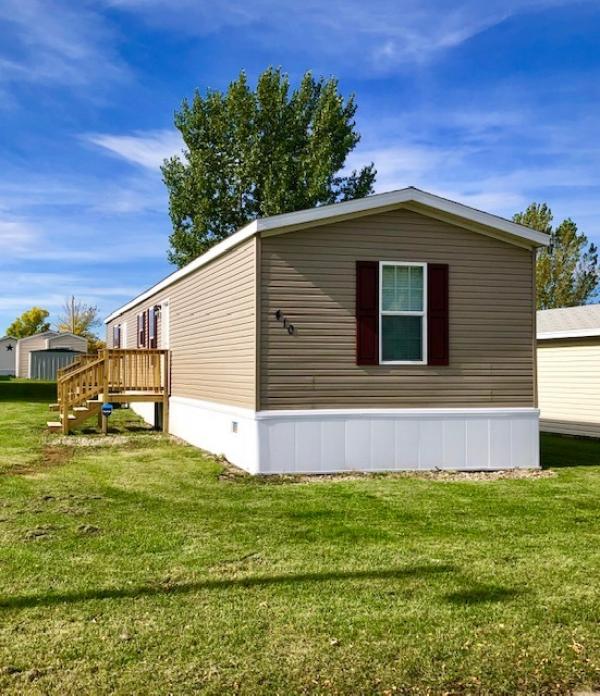 Redman Advantage II Mobile Home for Sale in Minot, ND 58701 for 39,999