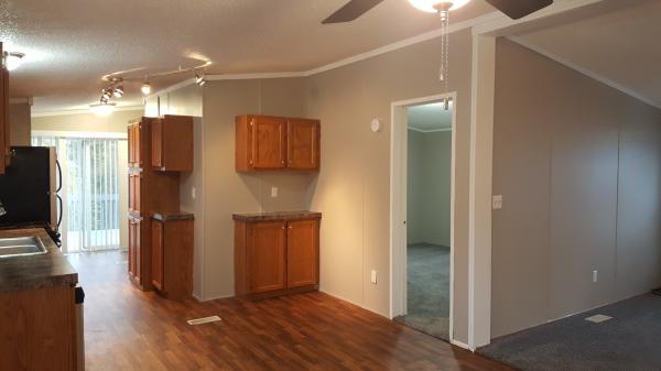 1999 REDMAN Mobile Home For Sale