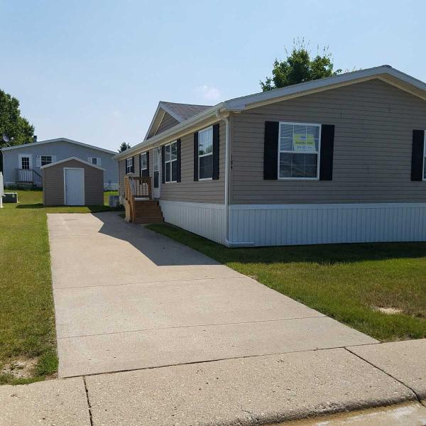 Whitmore Lake, MI Senior Retirement Living Manufactured and Mobile Homes For Sale or Rent