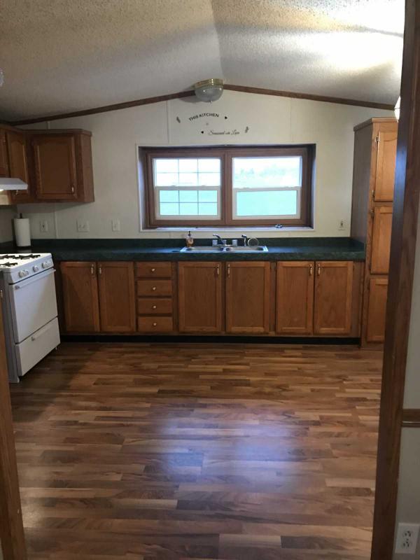 Fairmont Mobile Home for Sale in Grand Rapids, MI 49534 for 21,900