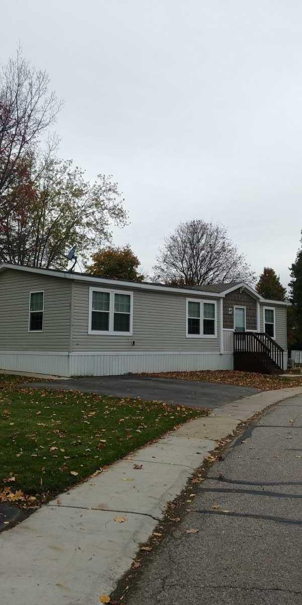 Northfield Estates Mobile Home Park in Whitmore Lake, MI MHVillage