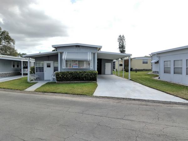 Beacon Hill Colony Mobile Home Park In Lakeland Fl Mhvillage