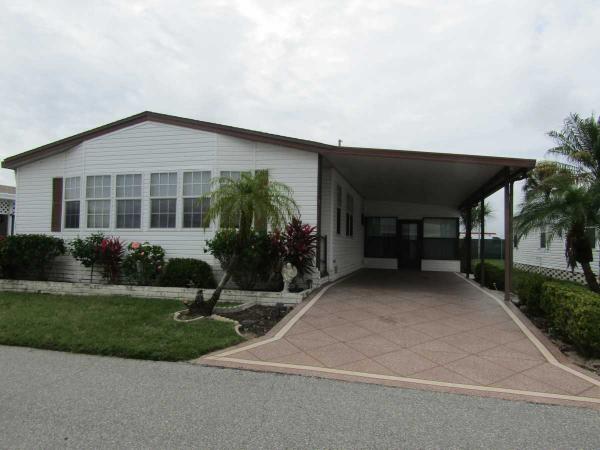 Heartland Estates Mobile Home Park in Haines City, FL | MHVillage