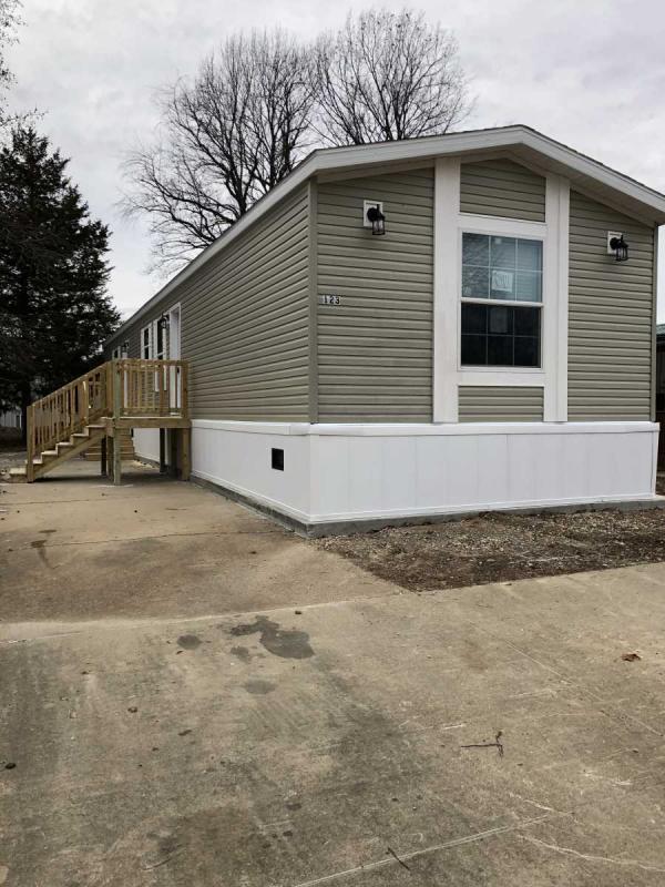 Belleville, IL Senior Retirement Living Manufactured and Mobile Homes For Sale or Rent