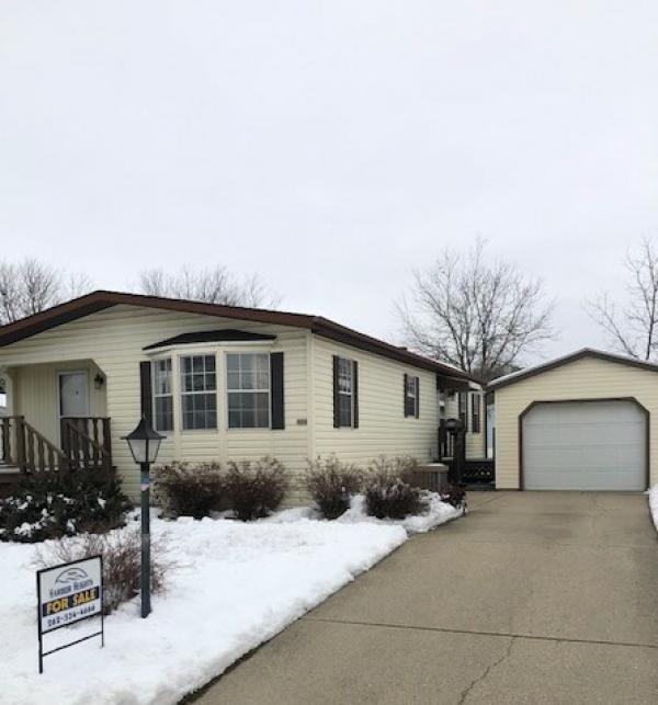 Rollohome Manufactured Home for Sale in Waterford, WI 53185 for 68,000