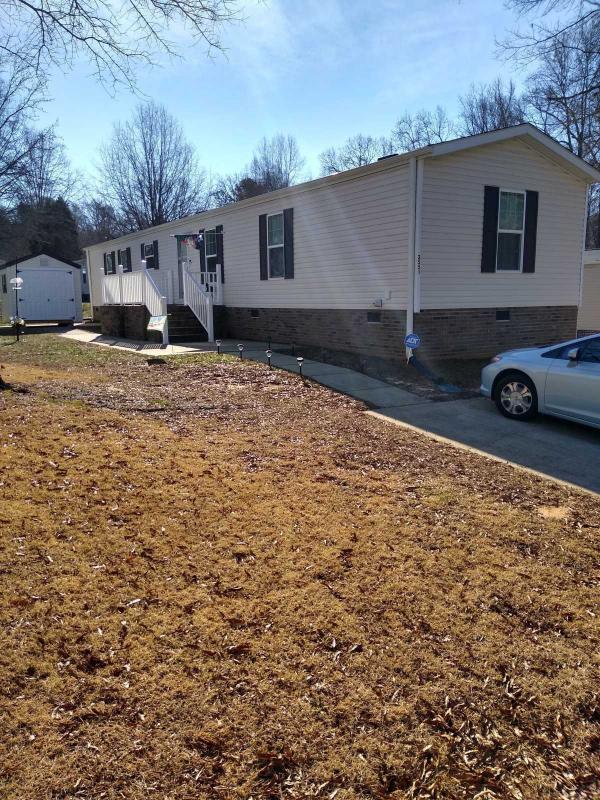 Clayton Mobile Home for Sale in Mooresville, NC 28115 for 60,000