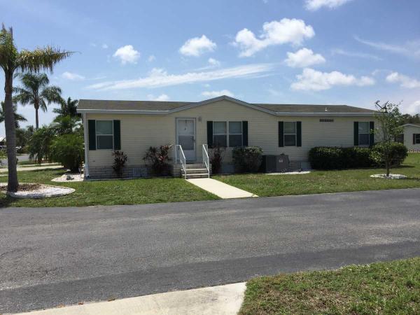 2002 Homes Of Merit Mobile Home For Sale