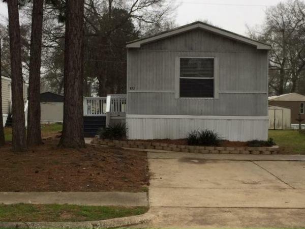 2000 Redman Homes Mobile Home For Rent