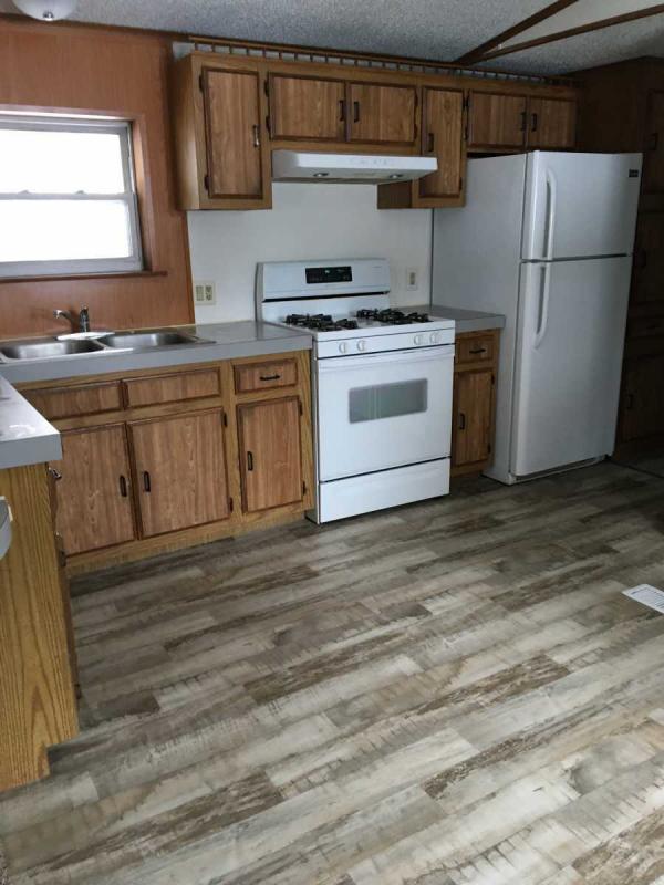 Wick Artcraft Manufactured Home for Sale in Freedom, WI 54913 for 33,900