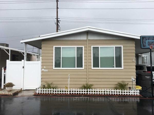 1976 Silvercrest Mobile Home For Sale