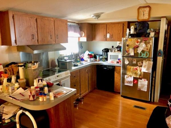 Senior Retirement Living - 1996 Mobile Home For Sale in 