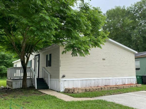 2000 American Homestar Corp Mobile Home For Sale