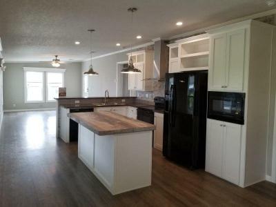 Photo 3 of 21 of home located at 7306 43Rd Terrace N # 681 Riviera Beach, FL 33404