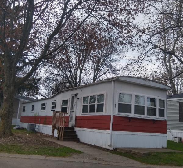 Marlette Mobile Home for Sale in Auburn Hills, MI 48326 for 7,000