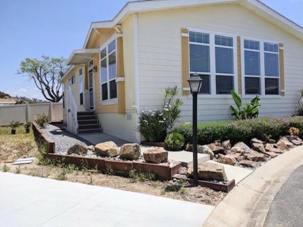 2014 Golden West Mobile Home For Rent