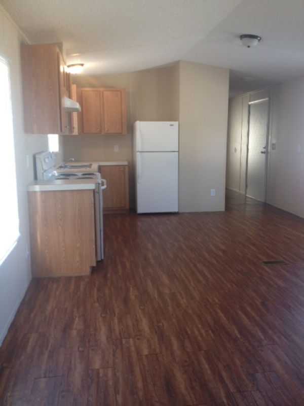 2005 OAK CREEK Mobile Home For Sale