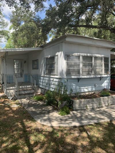 Oak Crest Mobile Home Park Mobile Home Park in Largo, FL | MHVillage