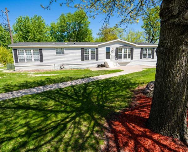 1991 Fairmont Mobile Home For Rent