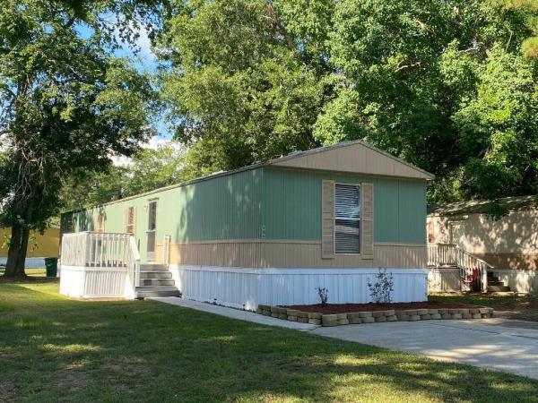 2002 Fleetwood Mobile Home For Rent