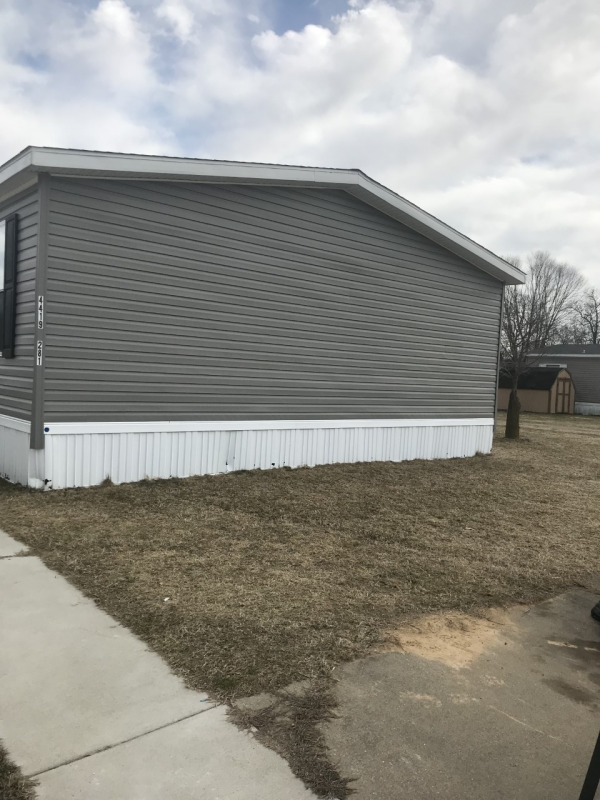 2017 CLAYTON Mobile Home For Rent