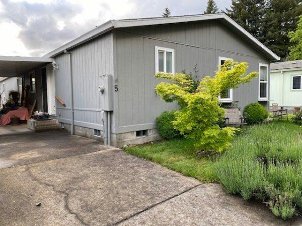 Photo 1 of 2 of home located at 5200 SE 132nd Ave #8 Portland, OR 97266