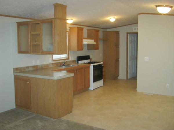 2006 FLEETWOOD Mobile Home For Rent