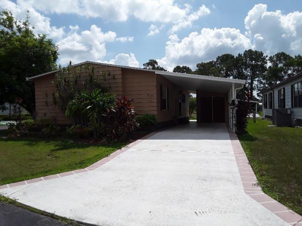 1985 Twin Mobile Home For Rent