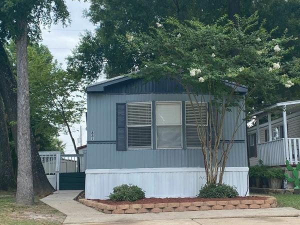 1997 Redman Homes Mobile Home For Rent