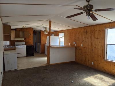 Avon Lakes Estates Mobile Home Park in Indianapolis, IN | MHVillage