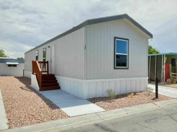2020 Clayton - Buckeye AZ Mobile Home For Rent