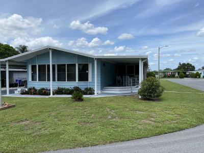 Foxwood Village Mobile Home Park in Lakeland, FL | MHVillage