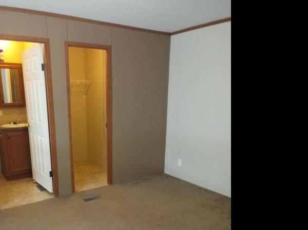 2015 CHAMPION Mobile Home For Rent