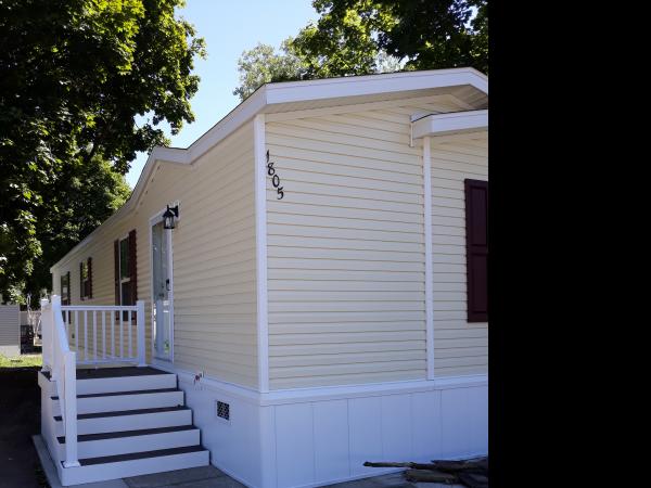 2021 Champion Mobile Home For Rent