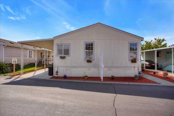 2001 Silvercrest Mobile Home For Rent