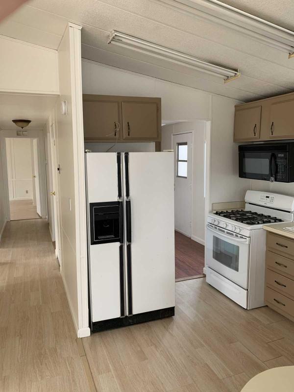 Senior Retirement Living 1984 Fleetwood Sandalwood Manufactured Home