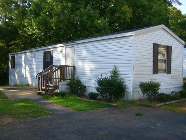 2006 FLEETWOOD Mobile Home For Sale