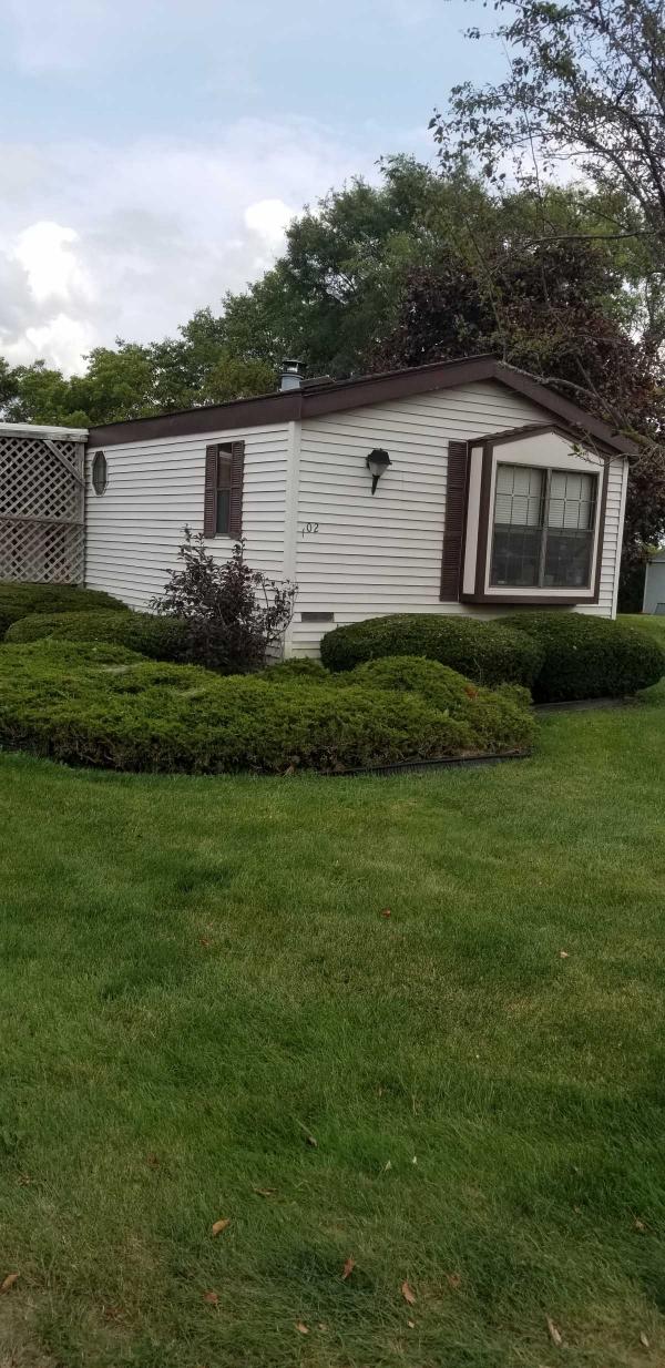 Rollohome Mobile Home for Sale in Union Grove, WI 53182 for 45,900