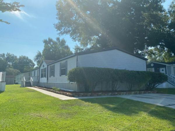 2001 Fleetwood Mobile Home For Rent