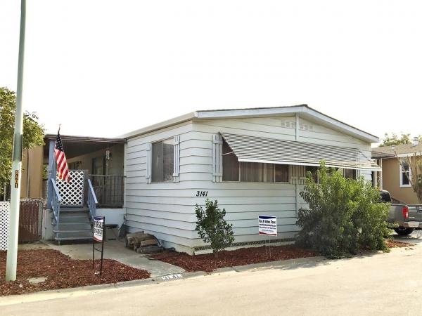 1976 Silvercrest Mobile Home For Sale