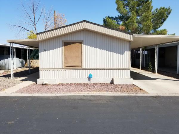 2000 CMH MANUFACTURING INC Mobile Home For Rent