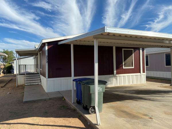2000 CLAYTON Mobile Home For Rent