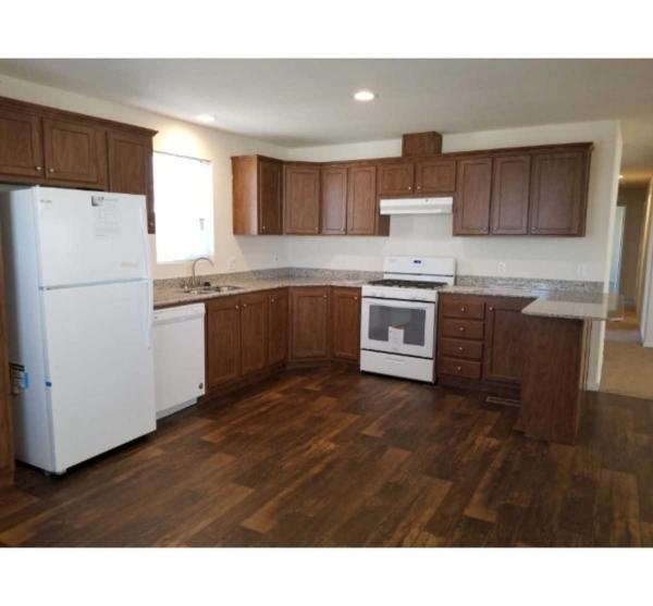 Photo 1 of 2 of home located at 900 E Rankin Avenue, 161 Tulare, CA 93274