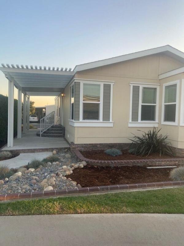 Senior Retirement Living 2014 HallmarkSouthwest Hallmark