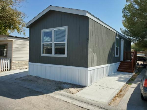 2021 Clayton - Buckeye AZ Mobile Home For Rent