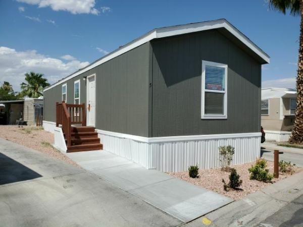 2020 Clayton - Buckeye AZ Mobile Home For Rent