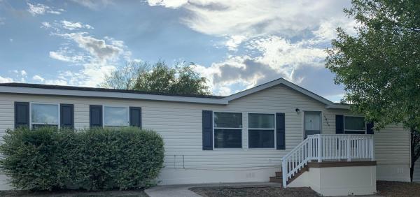 2005 CLAYTON Mobile Home For Rent