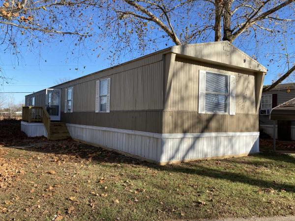 Senior Retirement Living - 1997 Spirit Mobile Home For Sale in Bixby, OK