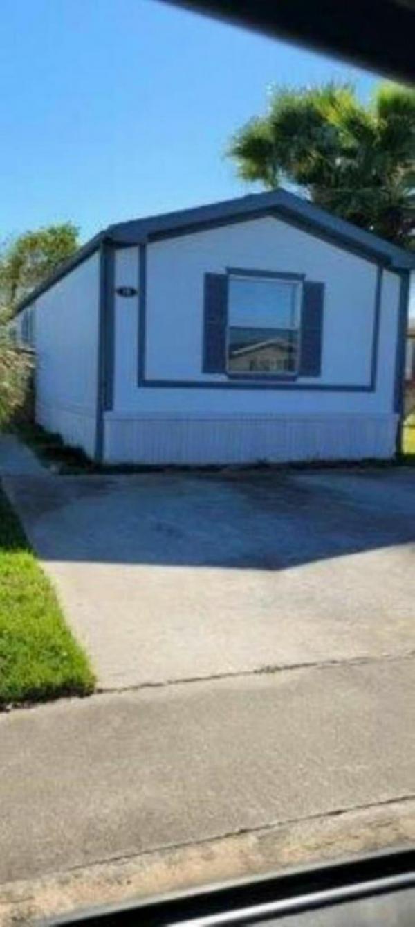 2000 Redman Mobile Home For Rent